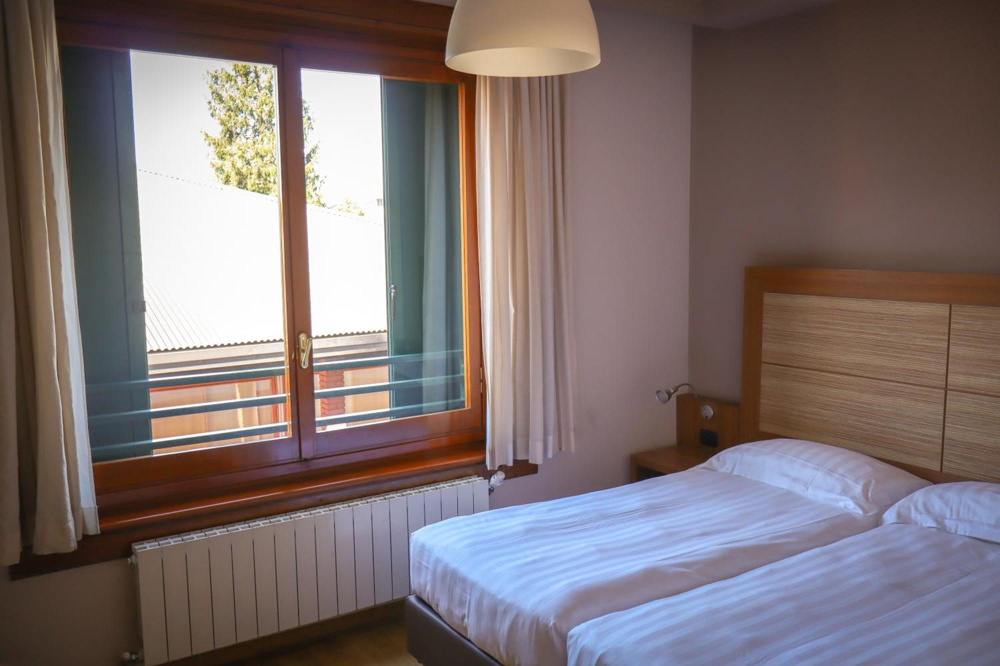 Monica Hotel Fiera Pregnana Milanese Kamer foto